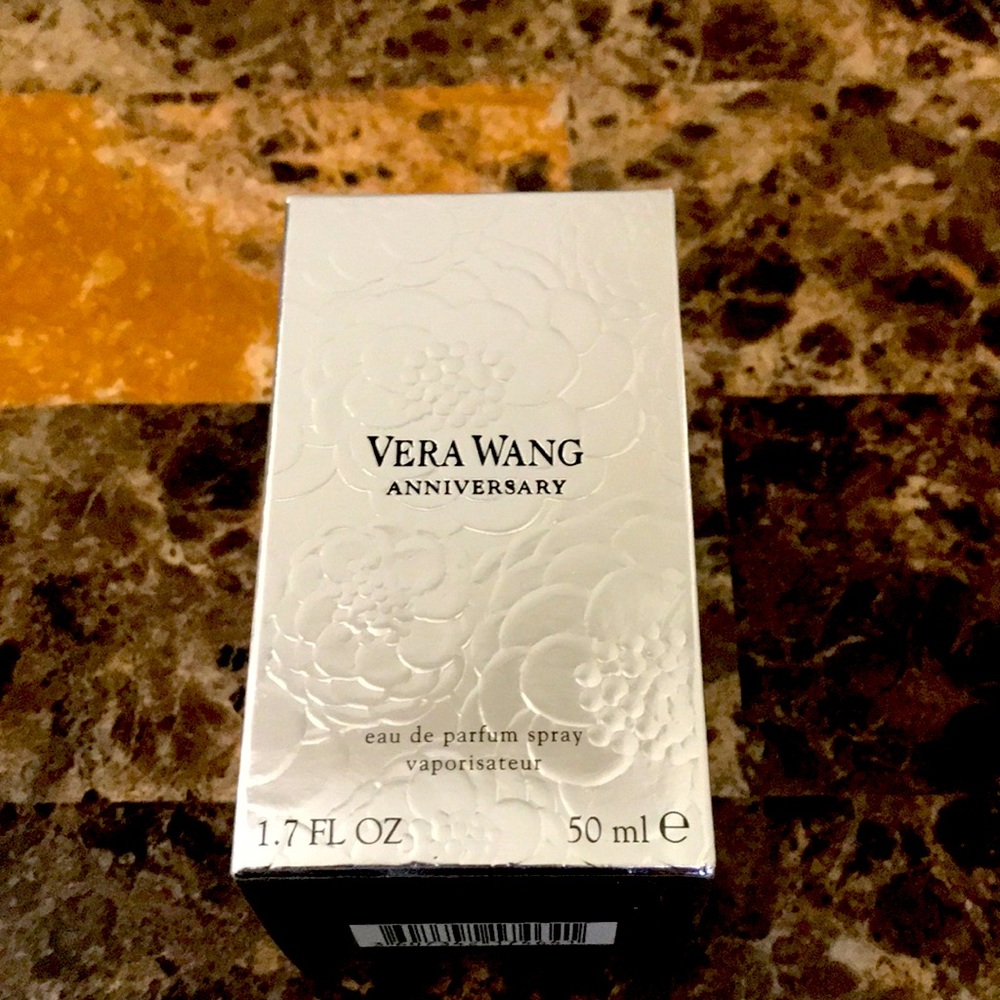 VERA WANG ANNIVERSARY